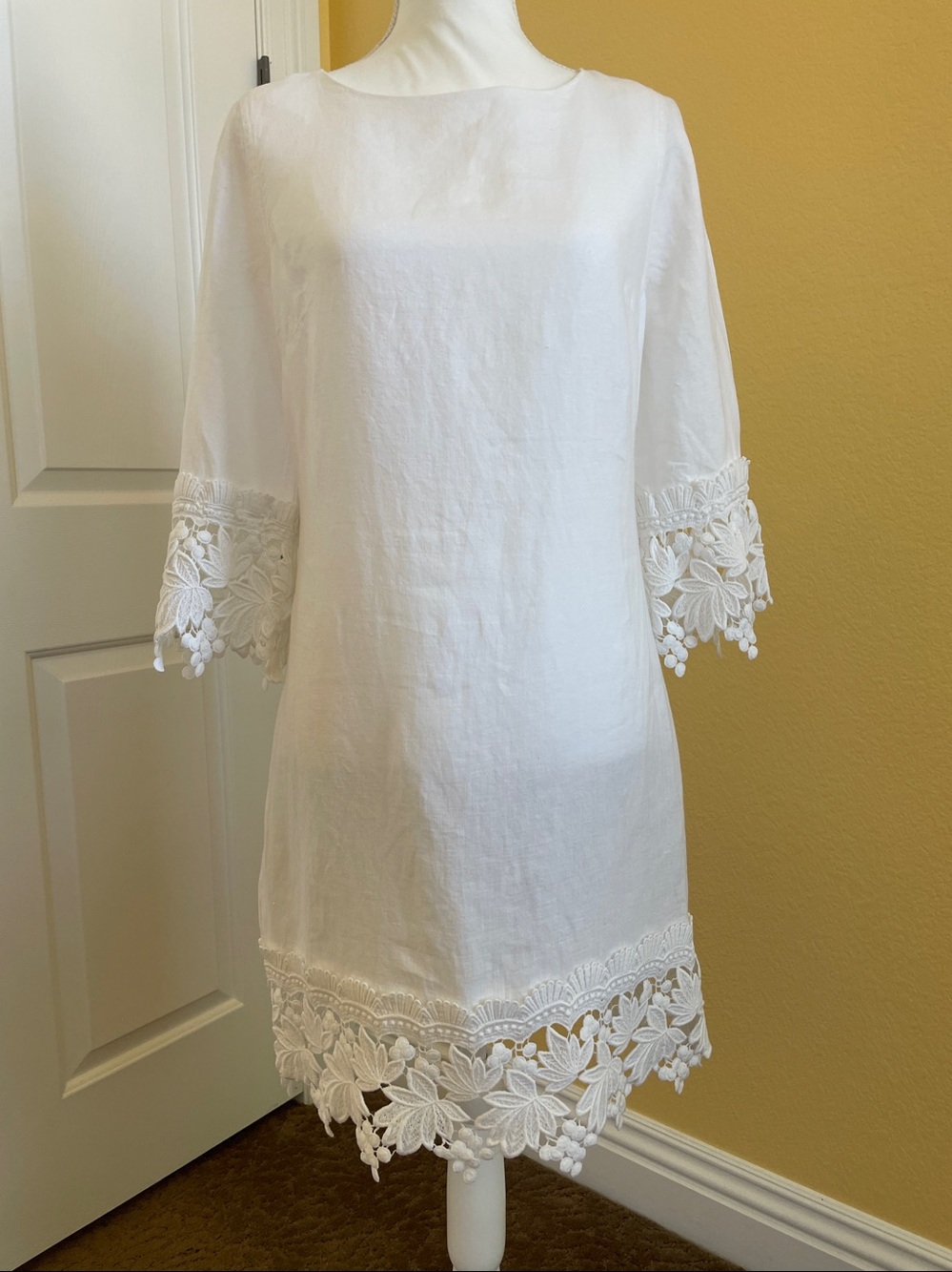 White Harris Cotton Linen Crochet-Trim Shift Dress - Women-  Size M